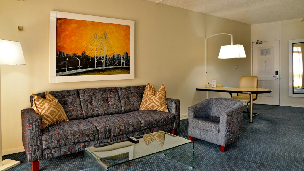 The Parktonian All Suite Hotel