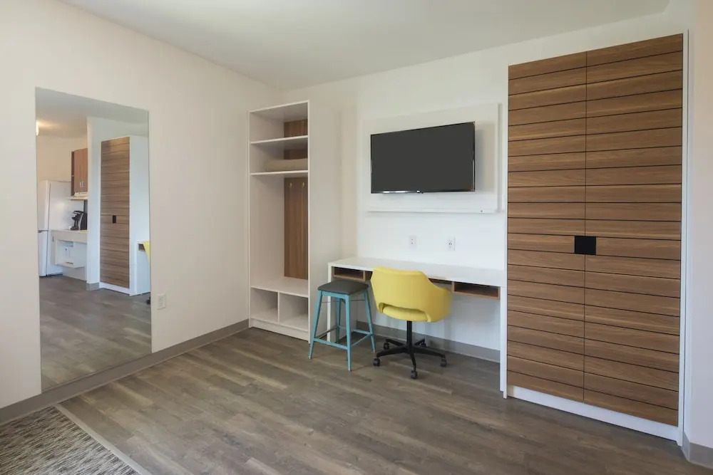Uptown Suites Extended Stay Charlotte NC - Concord