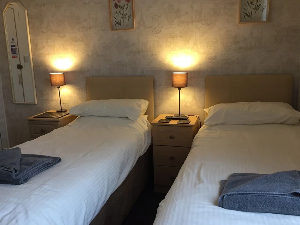 Whitecliff Guest House