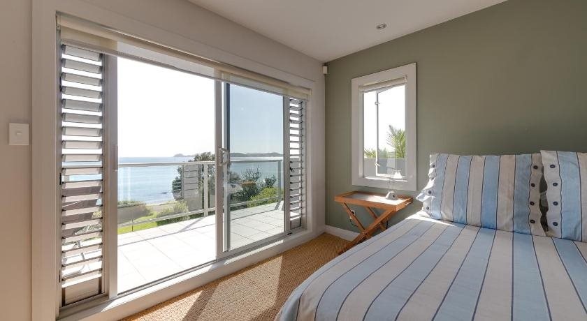 Sea Breeze Lodge
