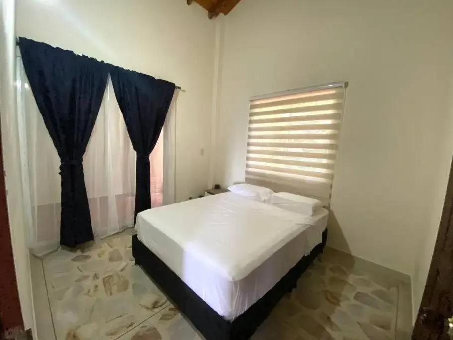 Casa con parking y terraza en sector exclusivo