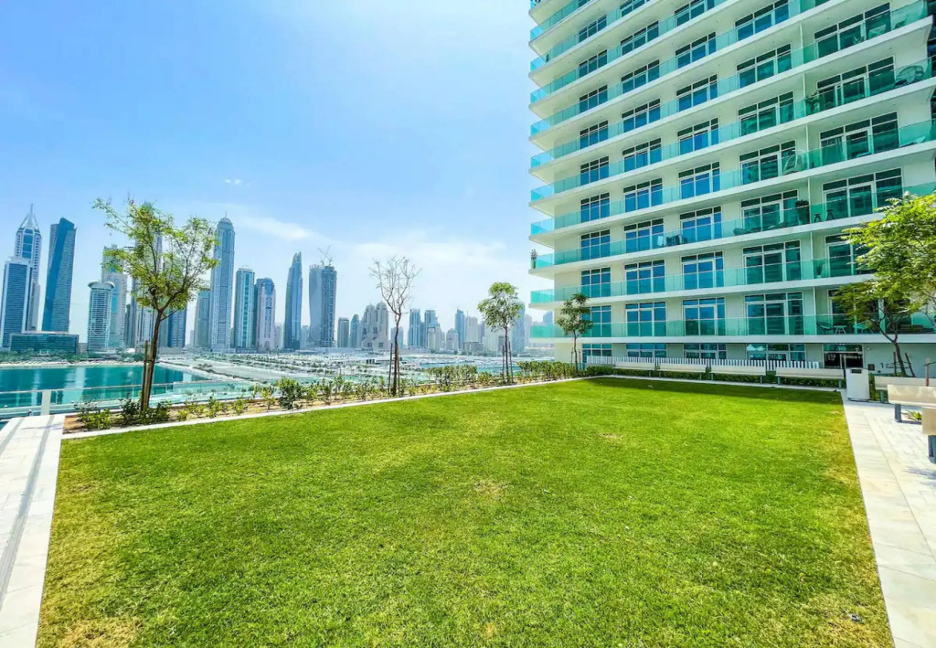 Dubai Harbour- Sunrise Bay 1 604