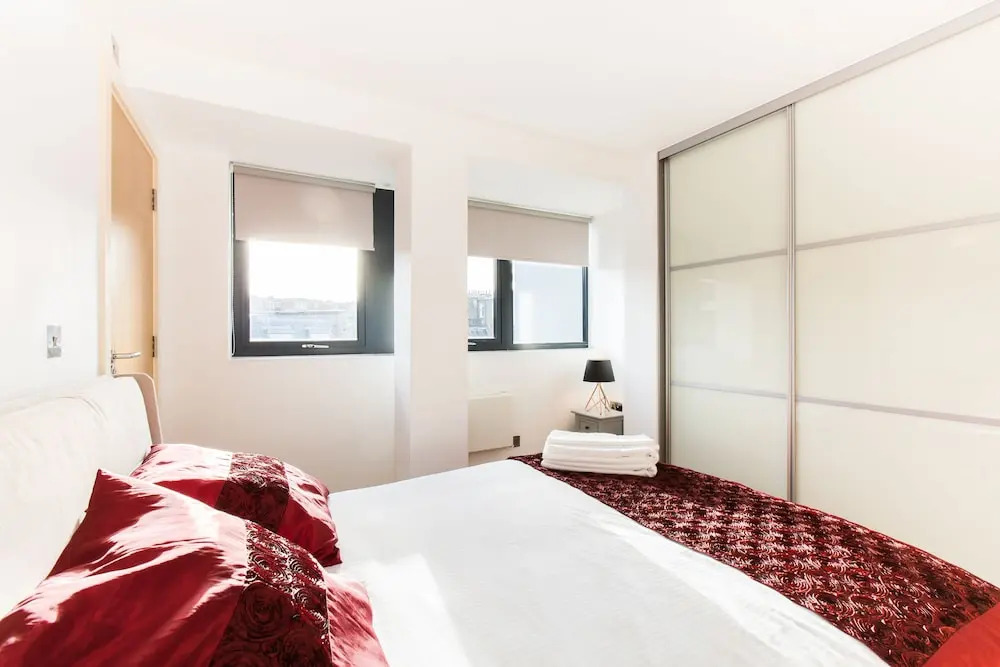 Luxury 2bed Apartment in Kensington A1