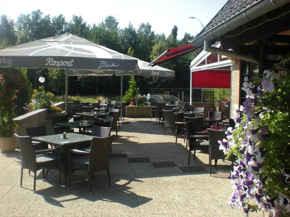 Threeland Hotel