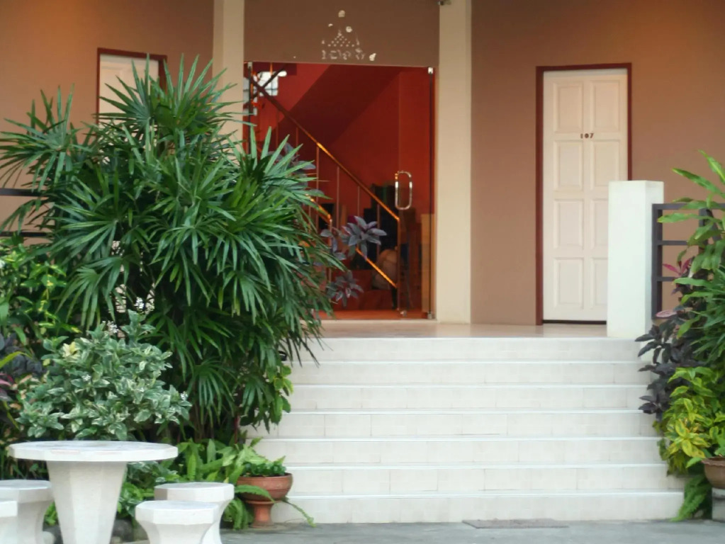 Baan Chomphu