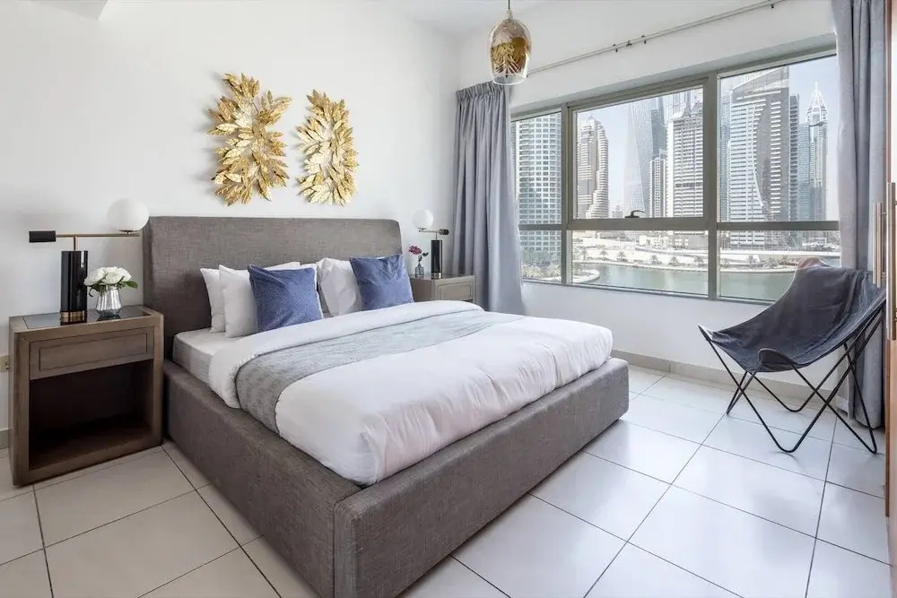 Elegantly Modern 1BR With Lovely Marina Views!