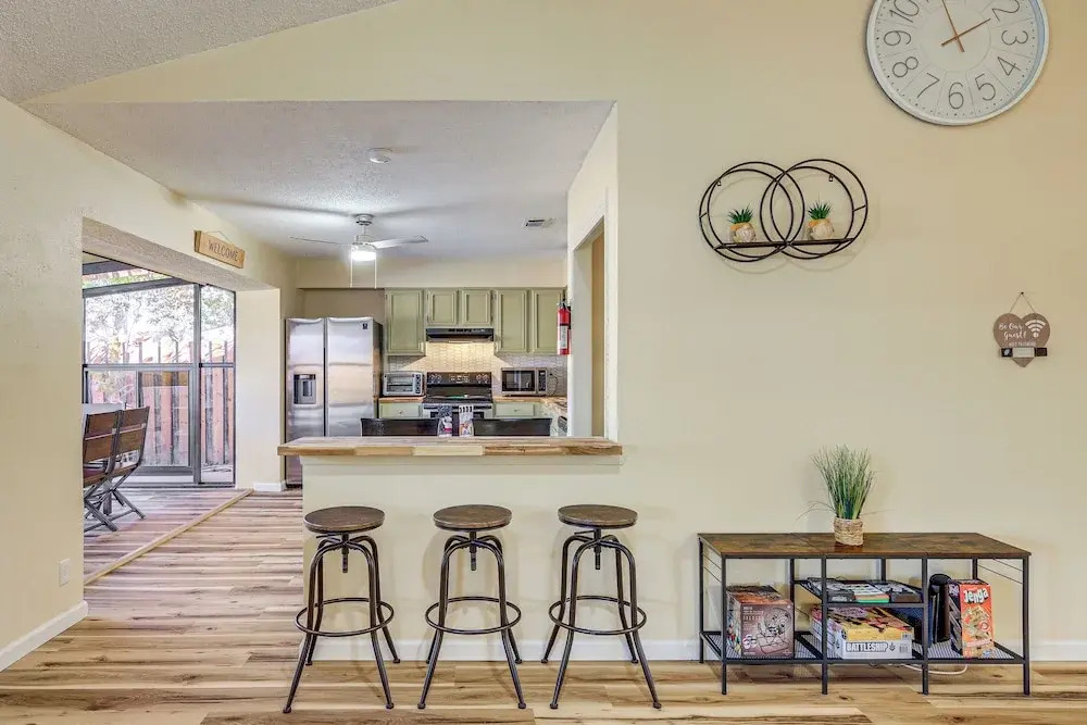 Hot Tub, Pool & Game Room: San Antonio Family Gem