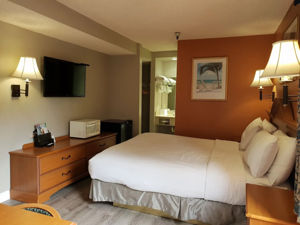 DOWNTOWN SLO INN - SAN LUIS OBISPO