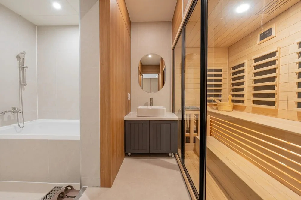H-avenue Hotel Munhyeon