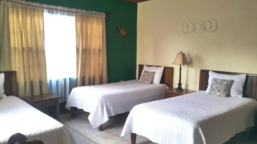 Seagrape Plantation Resort & Dive Center