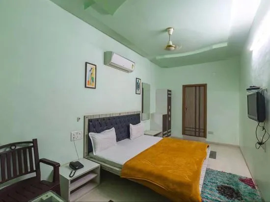 Hotel Ronak Royal