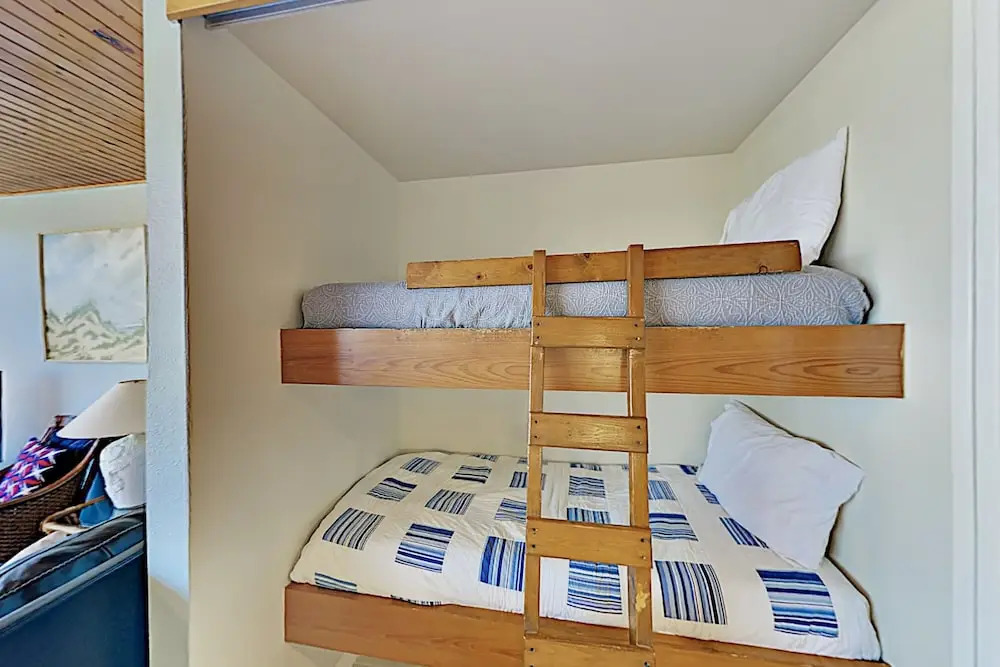 Mayan102 1 Bedroom Condo