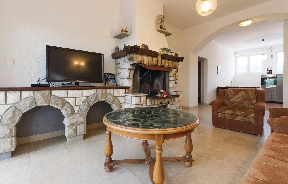 Amazing Home in Barbat With Wifi and 7 Bedrooms