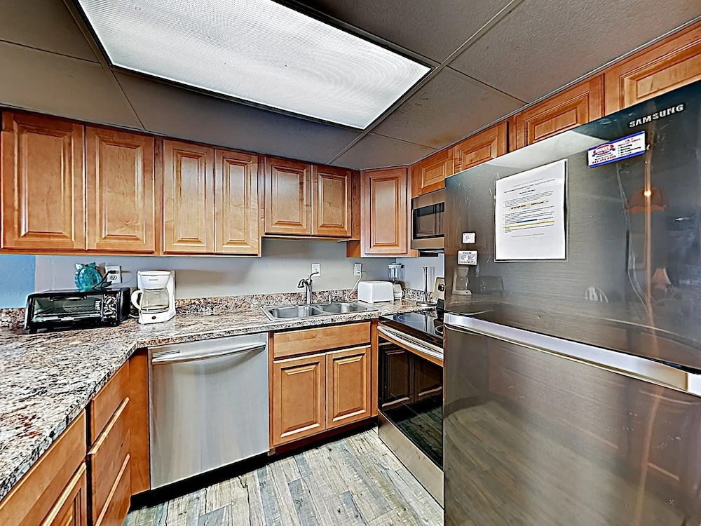 New Listing! Amazing Breakaway East Ocean 2 Bedroom Condo