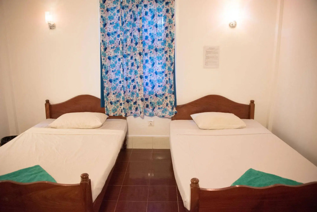 Five Rose Siem Reap Hostel