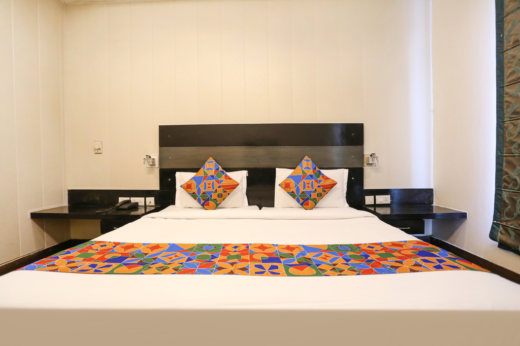 Capital O 605 Hotel Camria