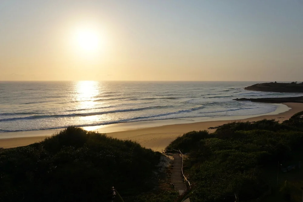 Tofinho Beach House
