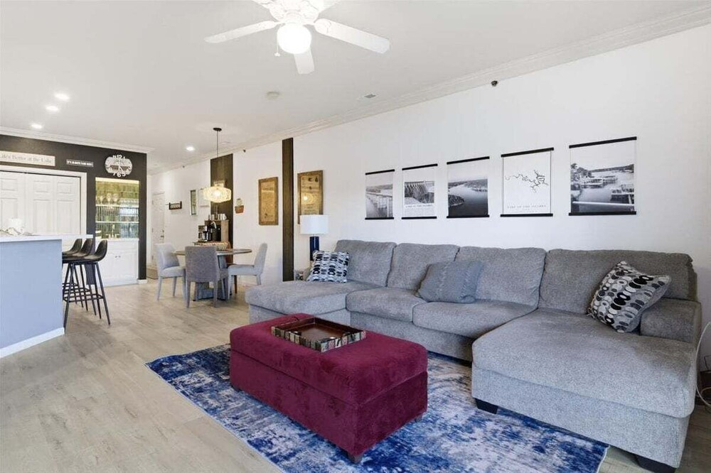 Modern Condo at 11mm in Sunrise w/ PWC & Boat Slip