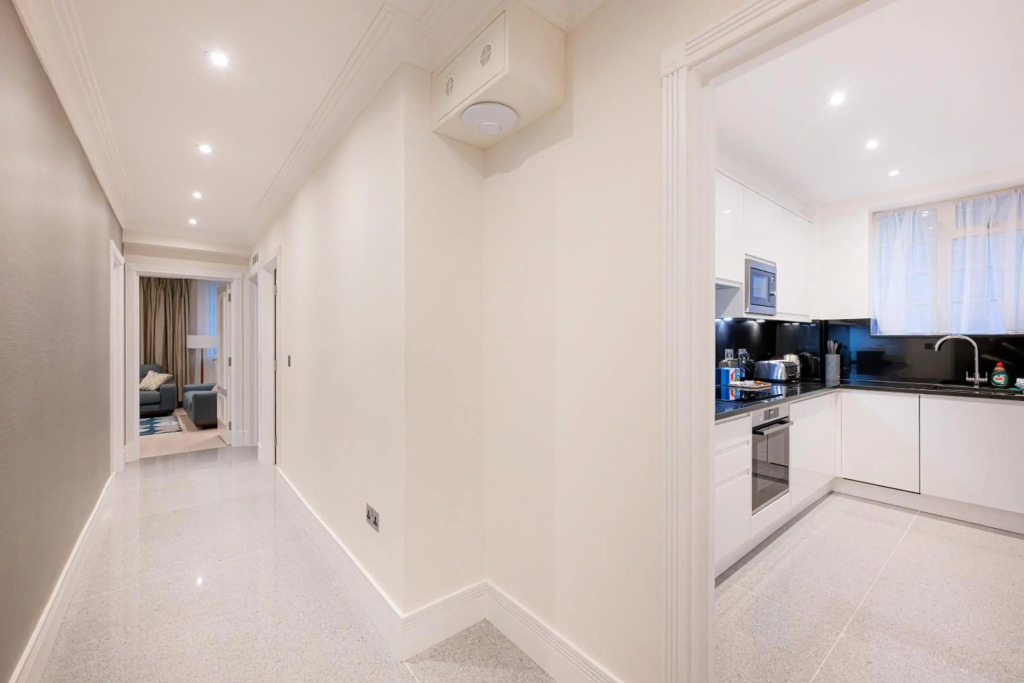 Fountain House Apartments - Hyde Park, London