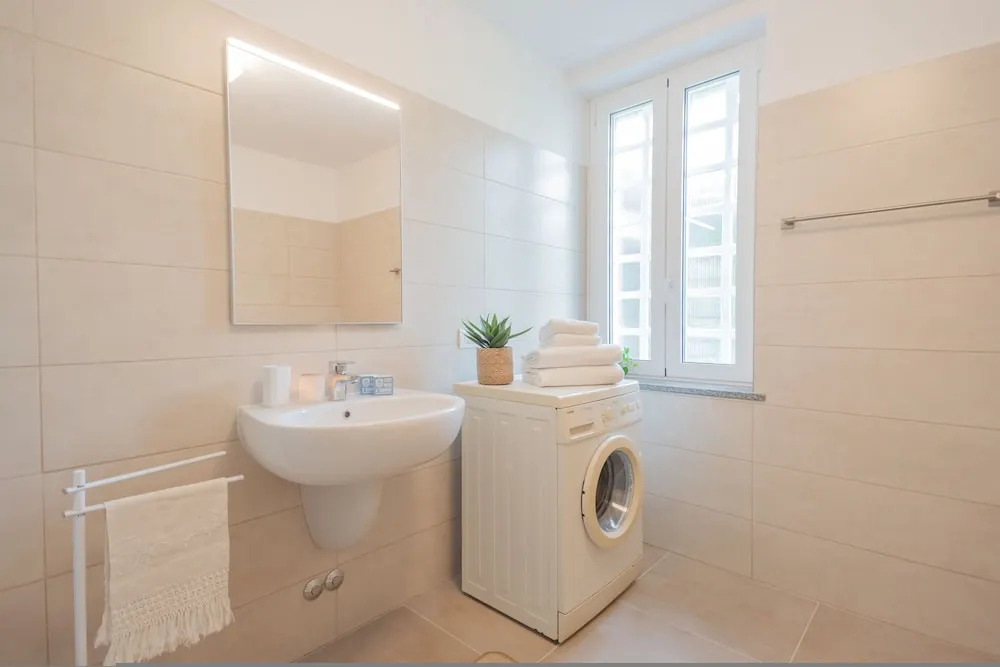 La Quiete in Laglio With 2 Bedrooms and 1 Bathrooms