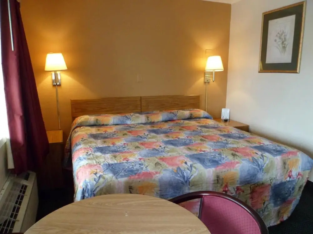 Desert Hills Motel
