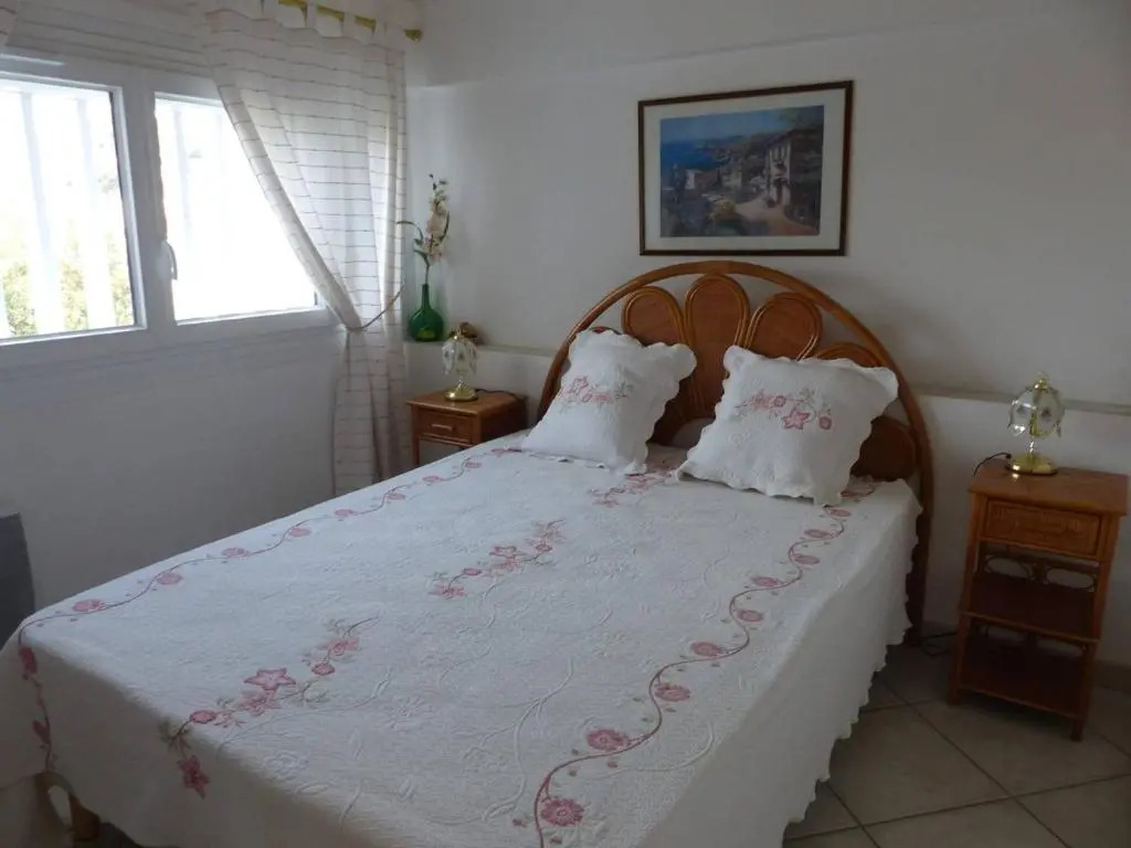Appartement Le Lavandou, 2 pièces, 4 personnes - FR-1-308-47