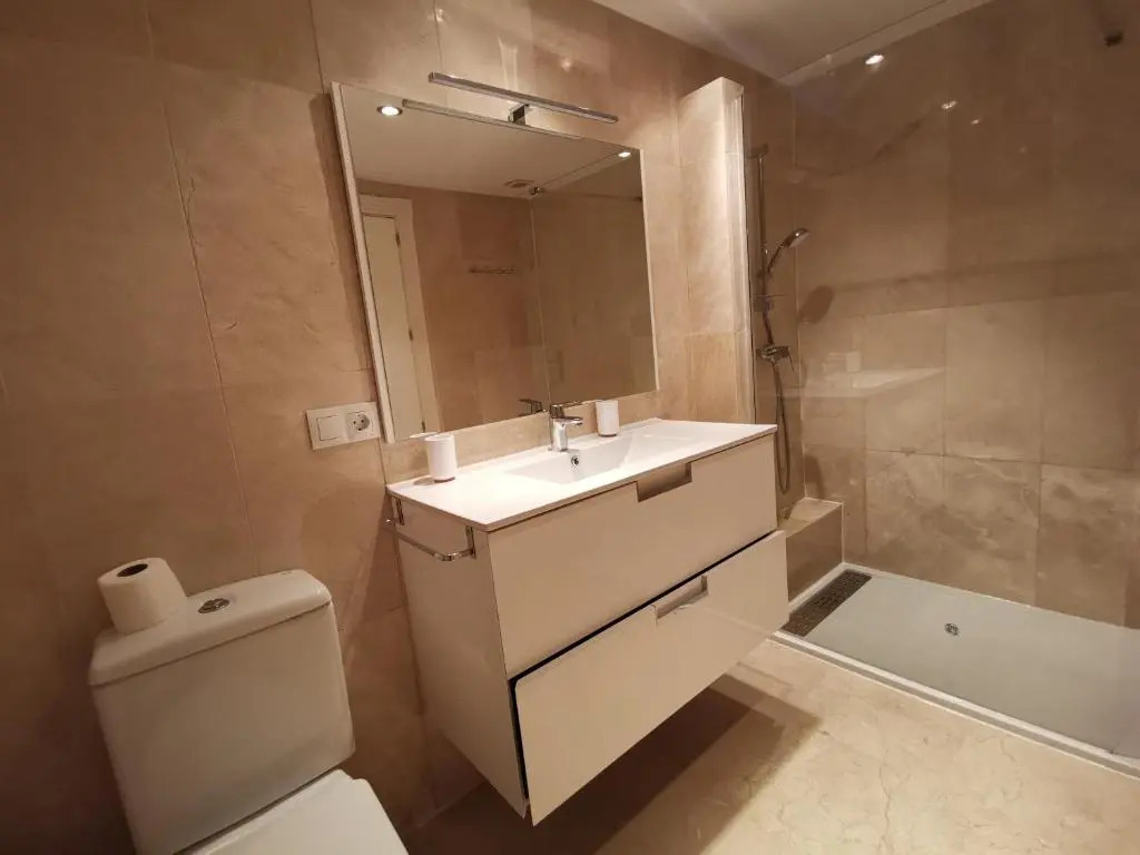 Sinfonia Del Mar Apartment also LONG TERM RENTALS
