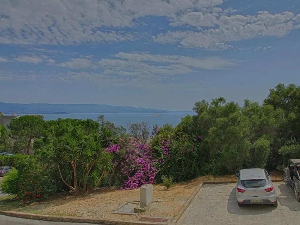Appartement Ajaccio, 1 pièce, 2 personnes - FR-1-61-559
