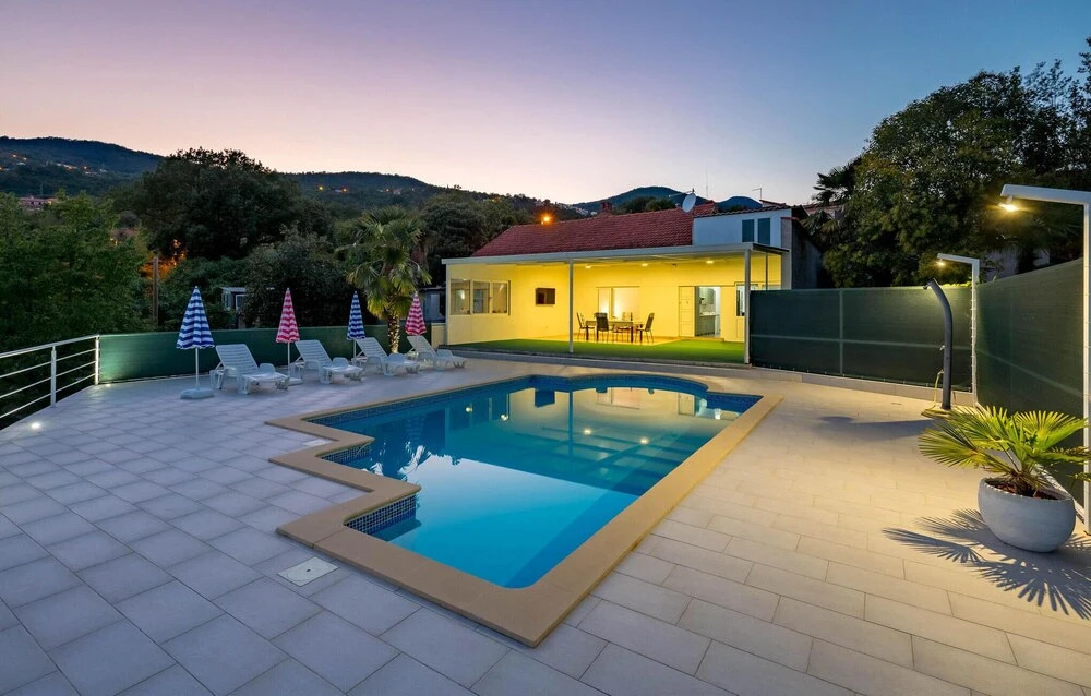 Beautiful Home In Ika