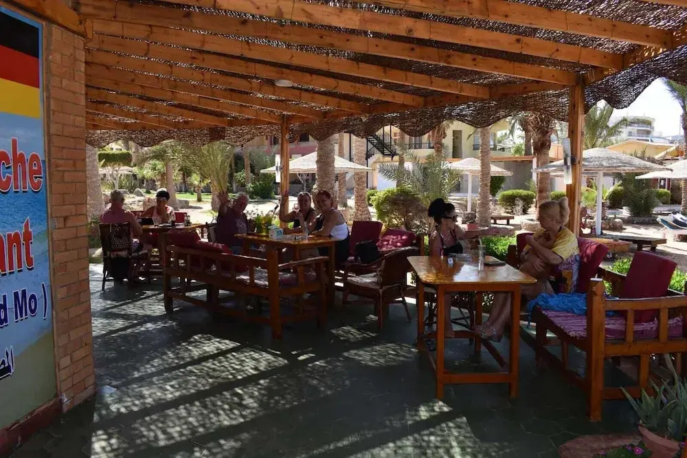 Geisum beach hotel