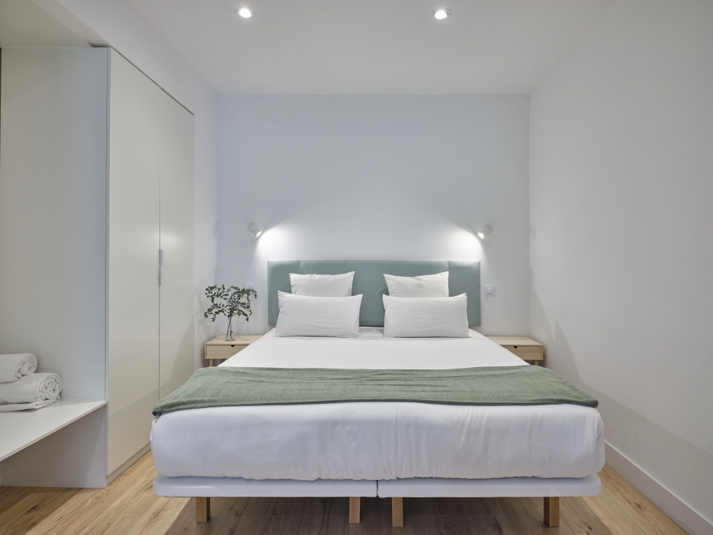 Paseo Suites Hotel