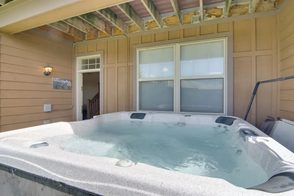 Winter Park Chalet w/ Hot Tub + Free Shuttle!