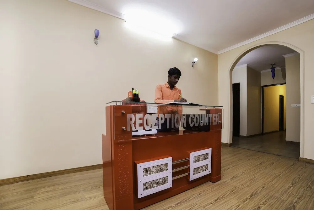 OYO 26666 Refuge Home Stays