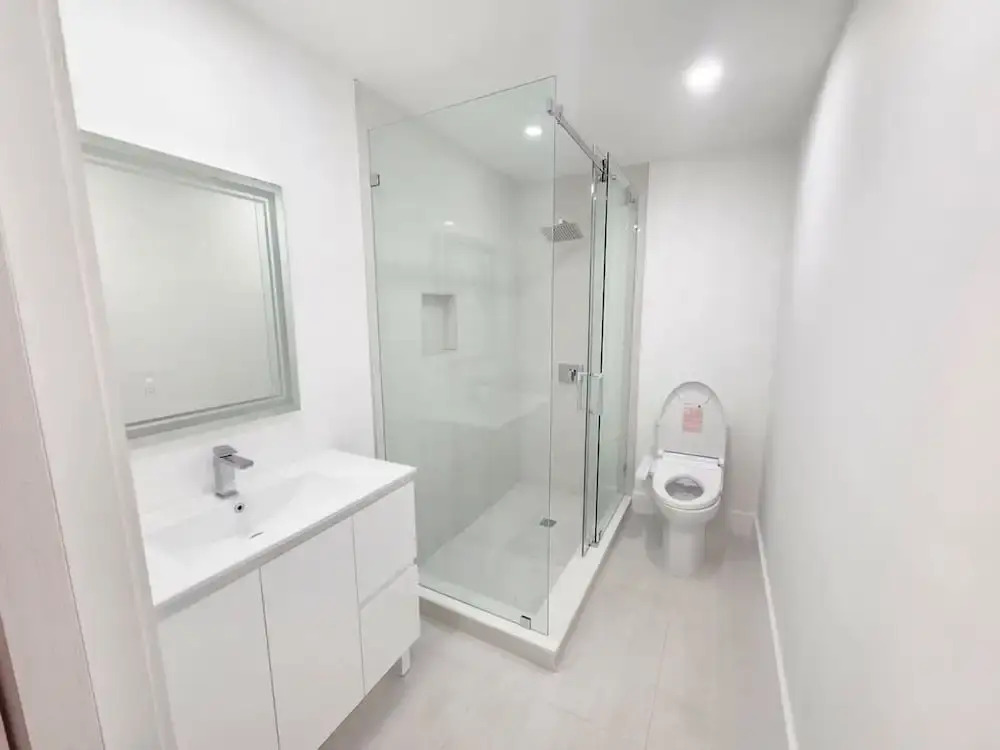 Modern Home in Hallandale Beach