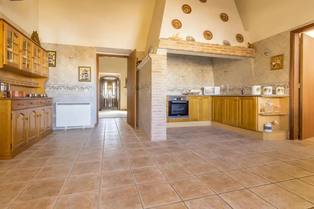 Villa - 7 Bedrooms with Pool and WiFi - 107981