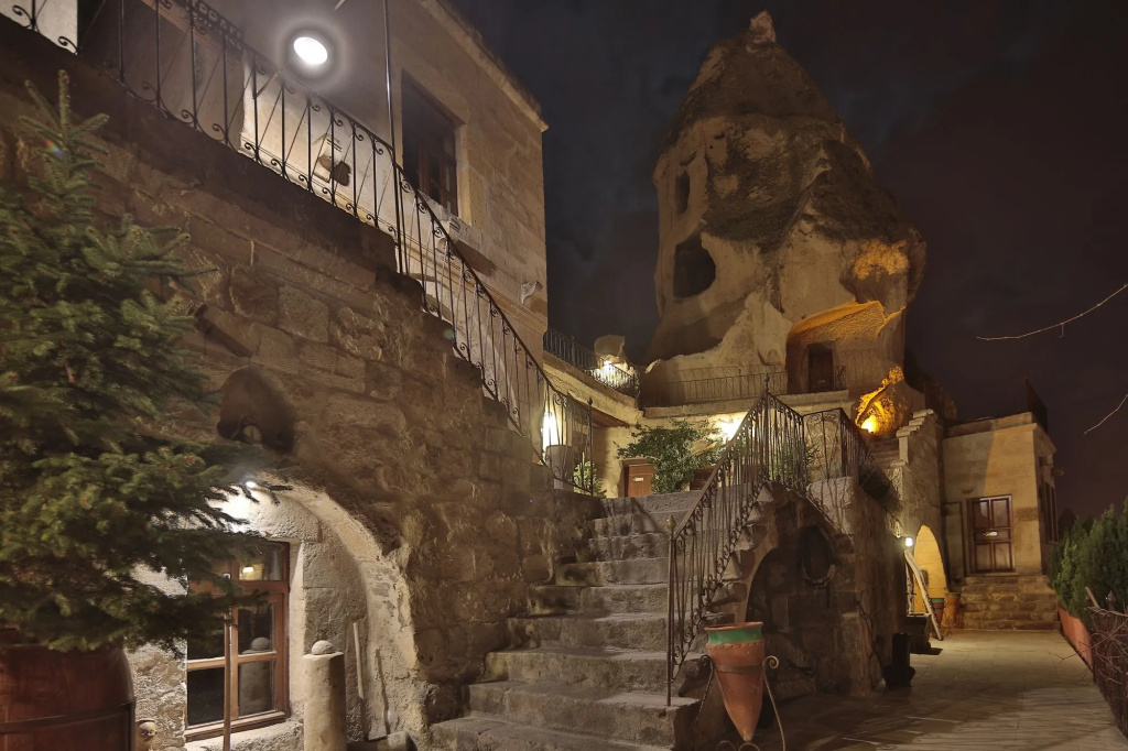 Amber Cave Suites