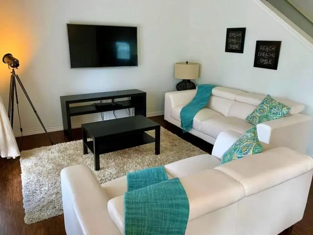 Lucaya 4 Bedrooms 3 Baths Townhome With Starwars Bedroom!