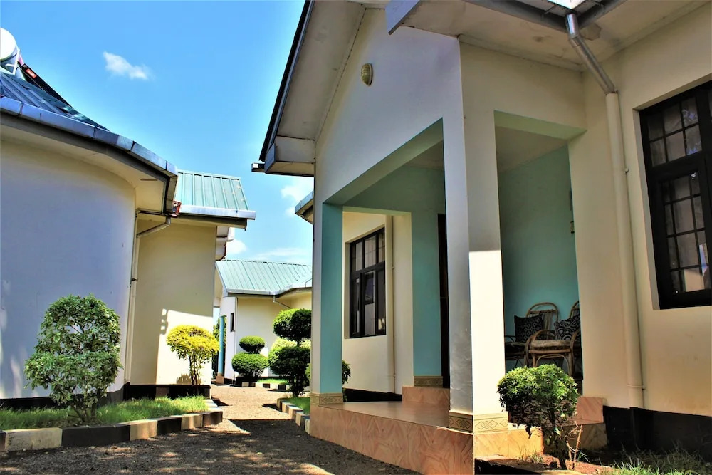 Amazing Arusha Furaha Lodge