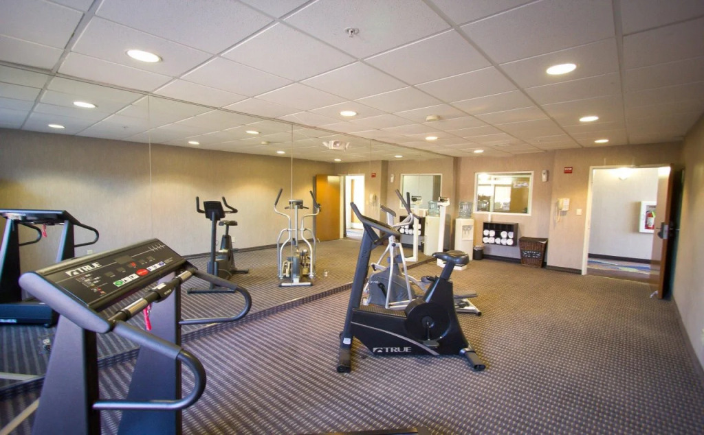 Holiday Inn Express Hotel and Suites Bastrop by IHG