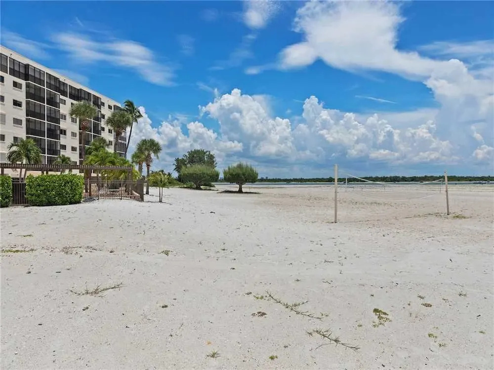 Carlos Pointe 413 - Two Bedroom Condo