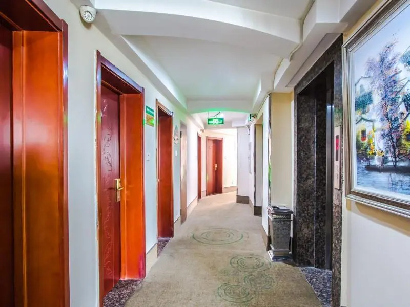 GreenTree Inn Jiaxing Tongxiang Tudian Express Hotel