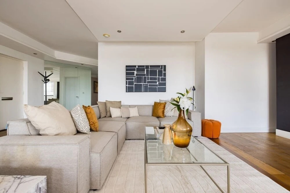 The River Thames View - Stunning 2bdr Flat With Study Room + Balcony