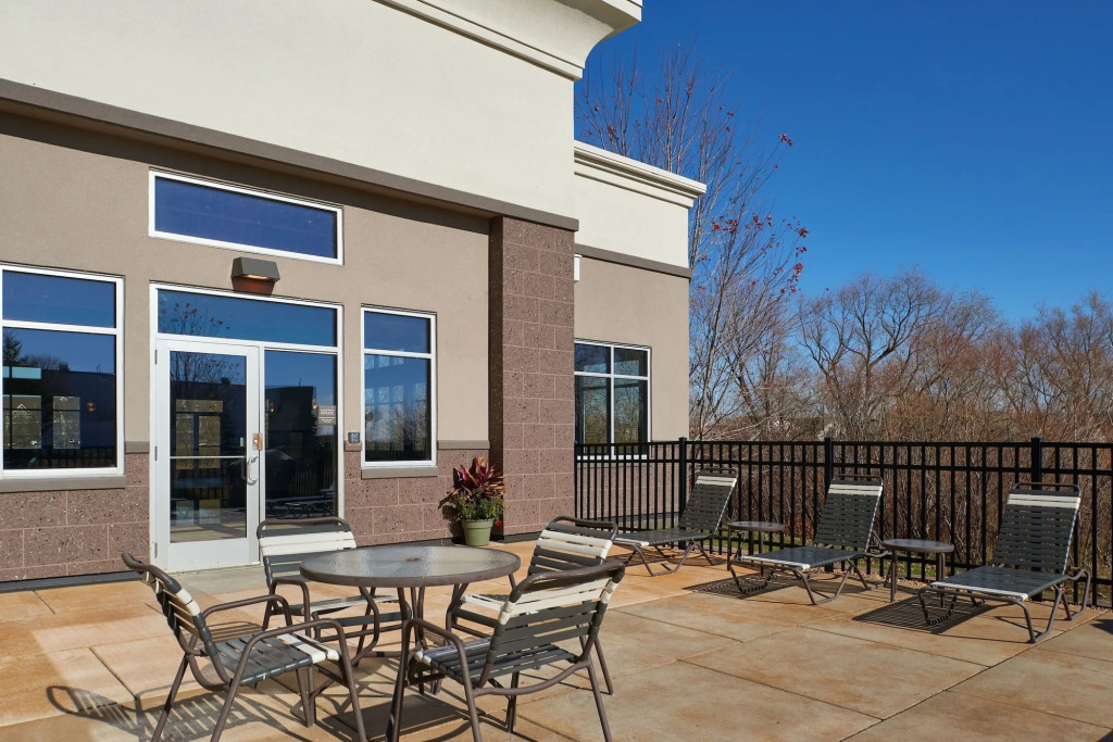 Hampton Inn & Suites Rogers