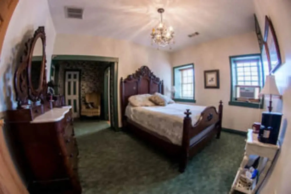The Historic Fairfield Inn 1757