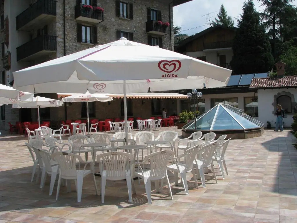 Hotel Carrara