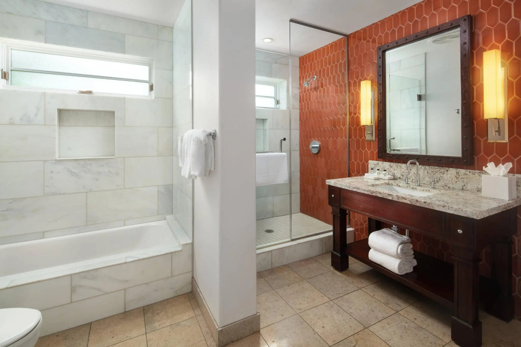 Triada Palm Springs, Autograph Collection