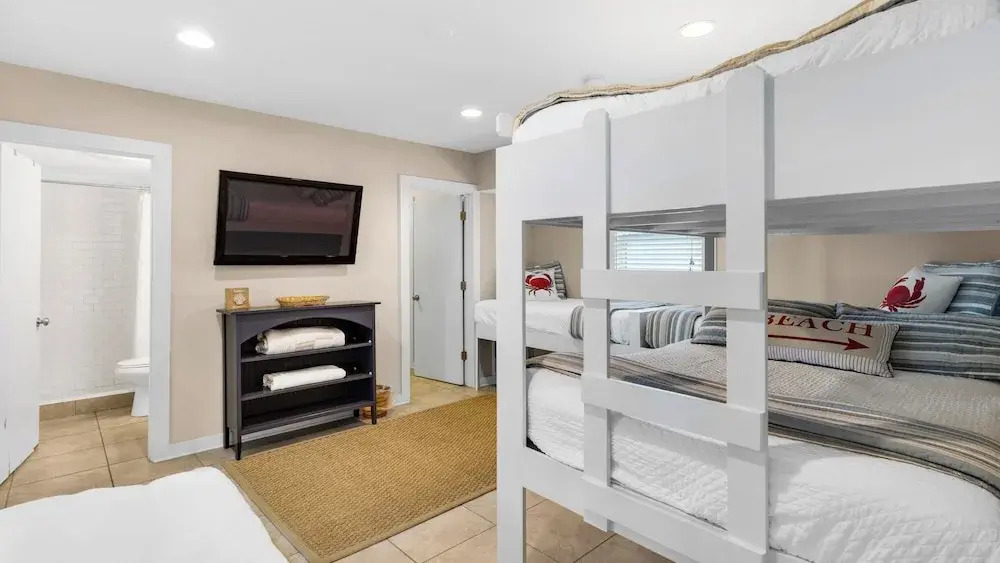 Your Ideal Beach Getaway With Private Pool, Game Room and Close to Beach!
