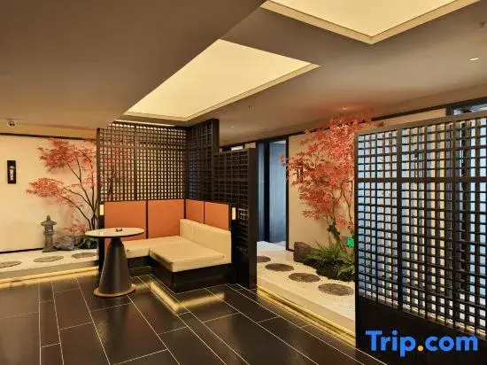 Shijiantang | TIME•FLOW•SANCTUARY Sky Design Hotel (Taiping Road Branch, Penshuichi Metro Station)