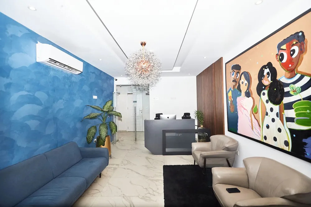 233 Boulevard by QUAO REALTY