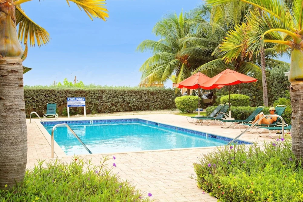 Island Pines by Cayman Villas